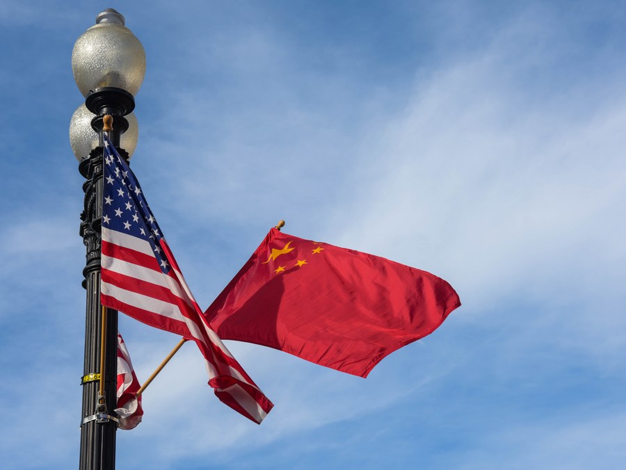 Voos de passageiros entre China e EUA aumentarão para 100 por semana