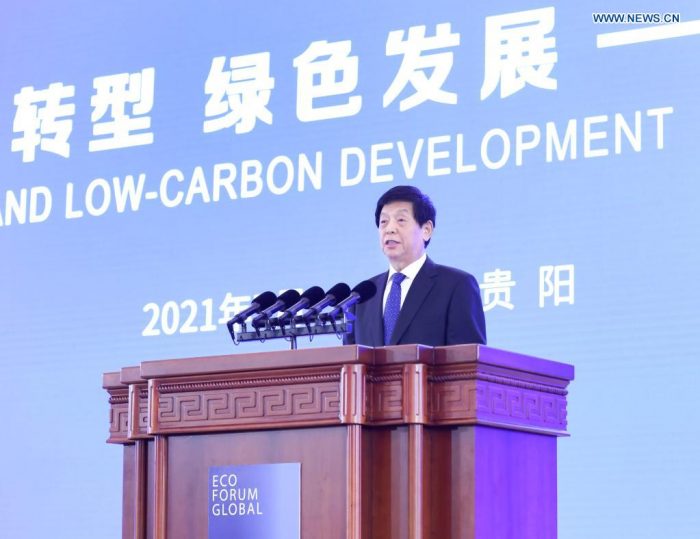 Principal legislador chinês destaca conservação ecológica em fórum global