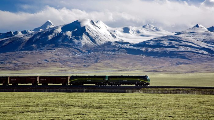 Nova ferrovia impulsionará ainda mais turismo no Tibet