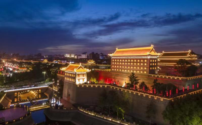 Muralha milenar de Xi’an ganha modernidade