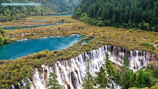 Parque nacional chinês Jiuzhaigou será reaberto após terremoto