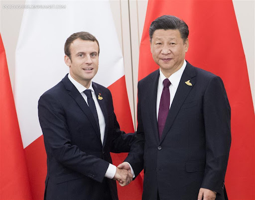Xi conversa com Macron por telefone