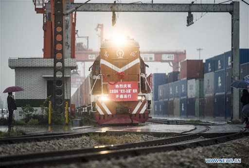Construção de túnel é concluída em ferrovia na fronteira China-Vietnã