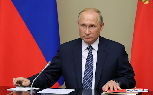 Rússia está satisfeita com relações de alto nível com China, diz Putin
