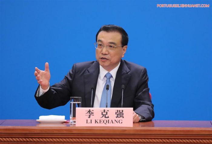 Compartilhe as suas ideias com o primeiro-ministro chinês