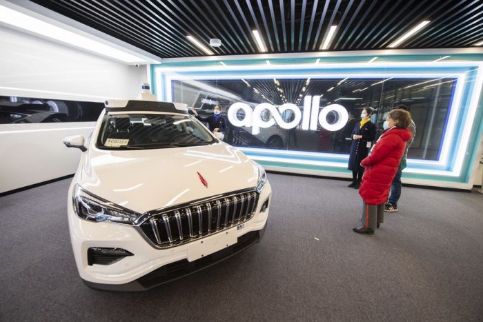 China emite primeira licença para serviços de condução não tripulada
