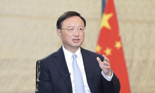 Diplomata explica posição da China sobre situação na Ucrânia
