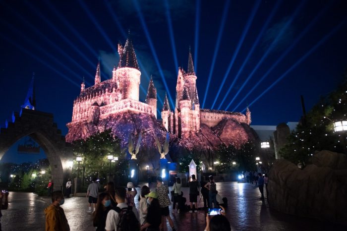Universal Resort de Pequim estreia desfile temático sobre jogo feito na China