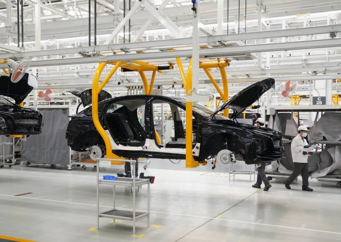 China reduz impostos para impulsionar vendas de automóveis