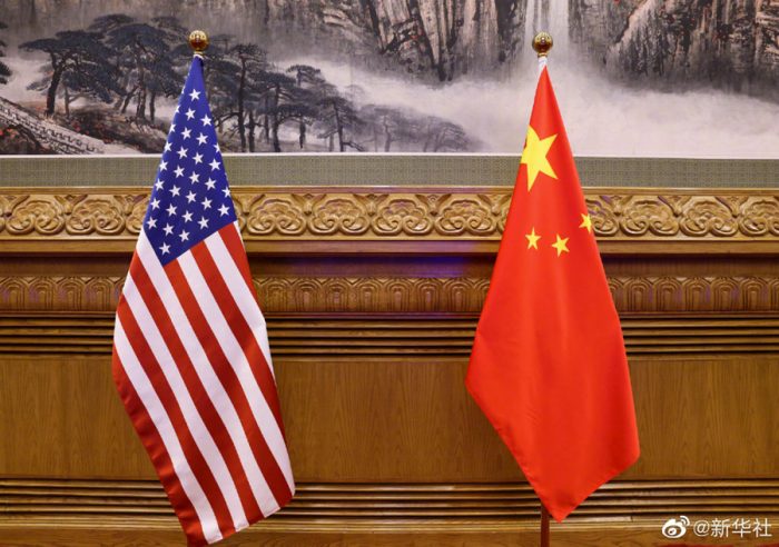 Funcionários de alto escalão da China e EUA conversam sobre assuntos econômicos