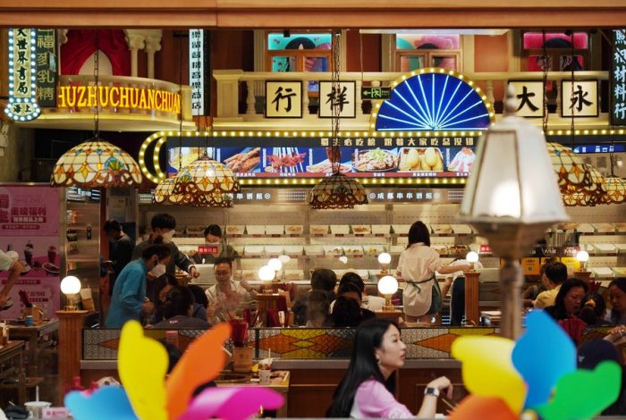 Pequim distribui cupons para estimular consumo em restaurantes