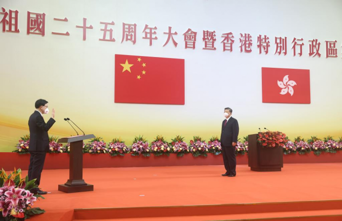 Presidente Xi se encontra com chefe do Executivo da RAEHK John Lee