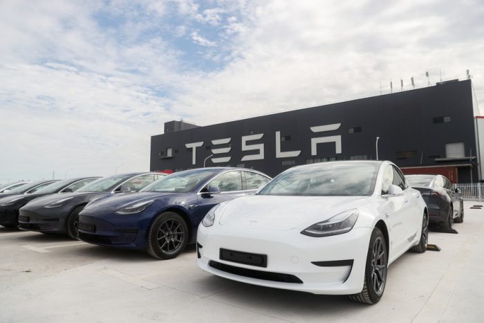 Novo projeto de fábrica da Tesla em Xangai recebe licença de construção