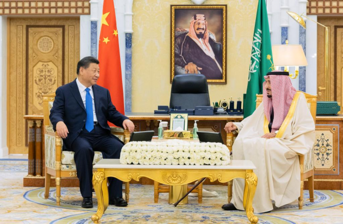 Xi se encontra com rei Salman bin Abdulaziz Al Saud da Arábia Saudita