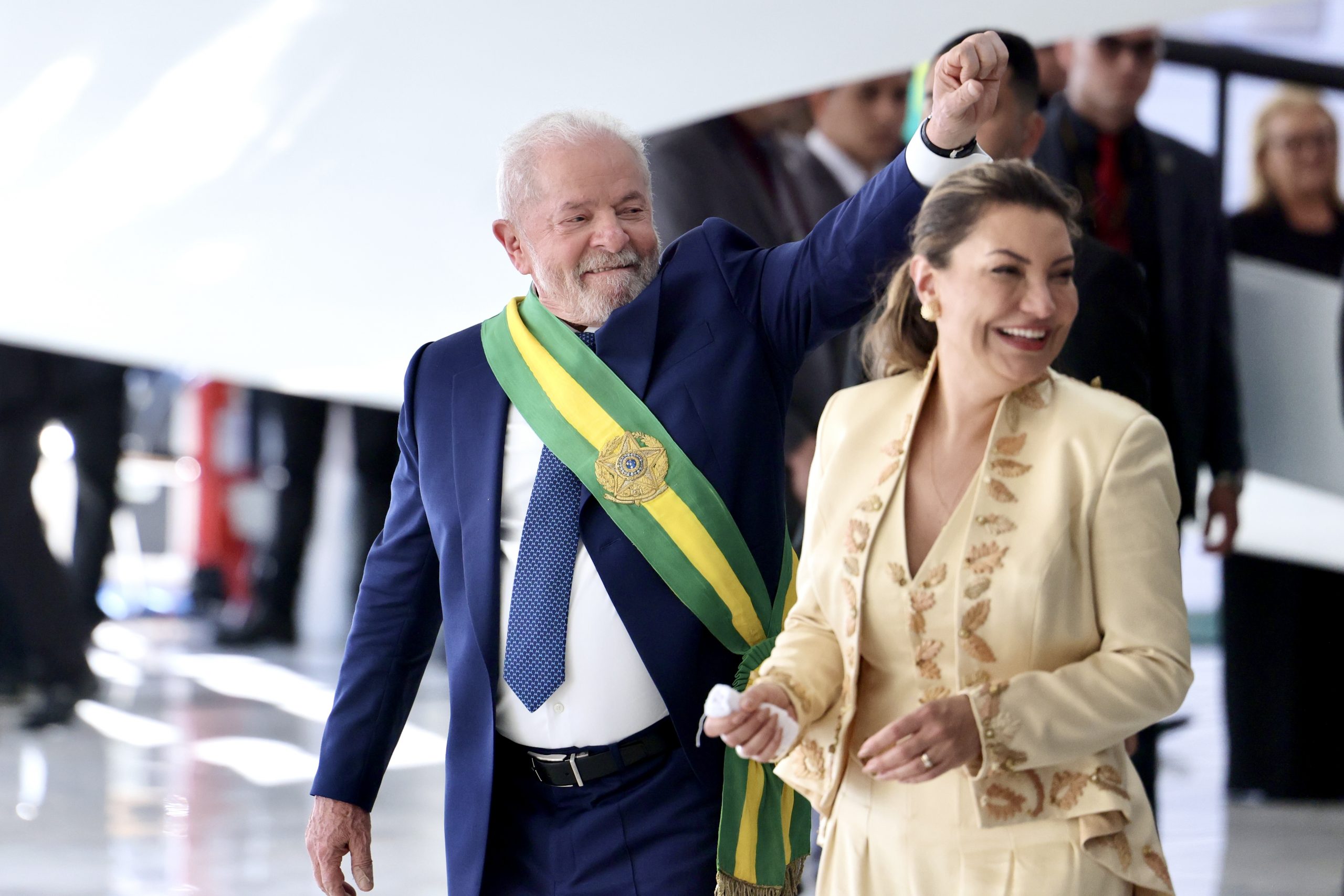 Xi parabeniza Lula pela posse como presidente brasileiro