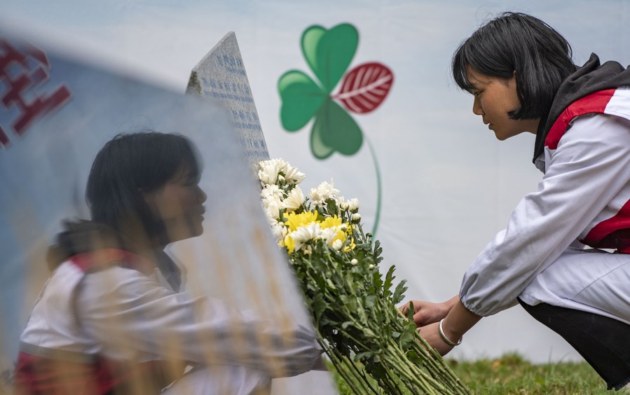 Mais de 26,3 milhões de chineses lamentam falecidos online durante o feriado do Dia dos Finados