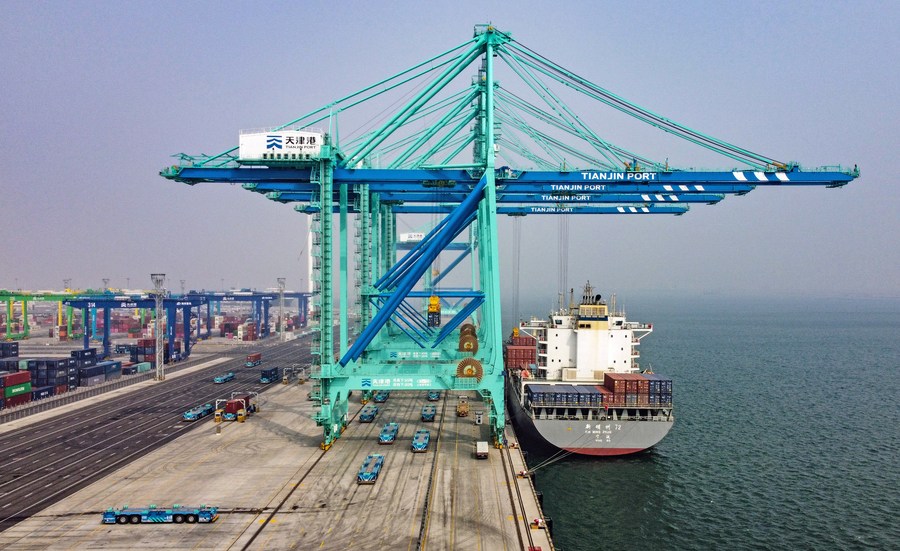 Fabricante de navios chinesa produzirá 16 porta-contêineres para a França