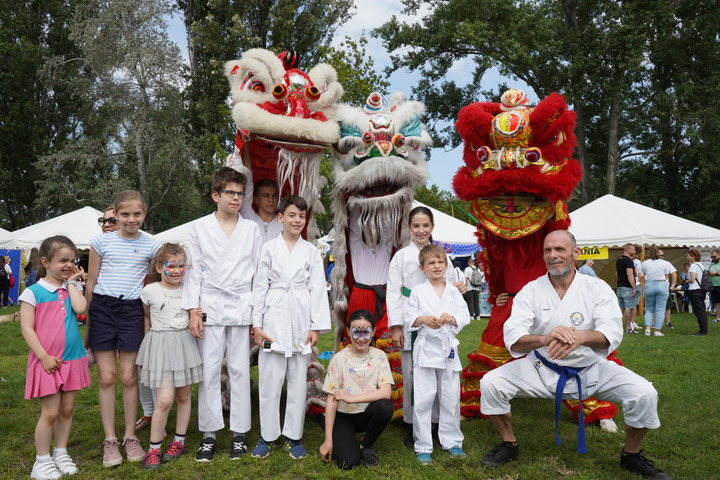 Dia Internacional da Criança é comemorado em Budapeste com toque de cultura chinesa