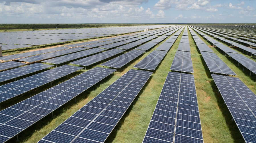 China impulsiona crescimento da energia solar no Brasil com exportações recordes