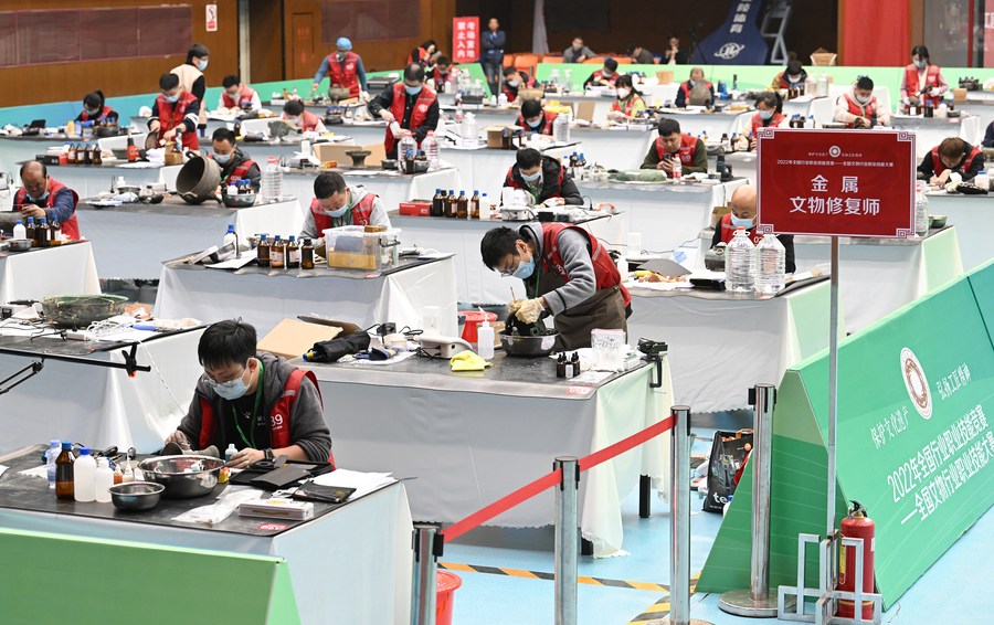 China emite diretrizes sobre promoção da integração da indústria e educação