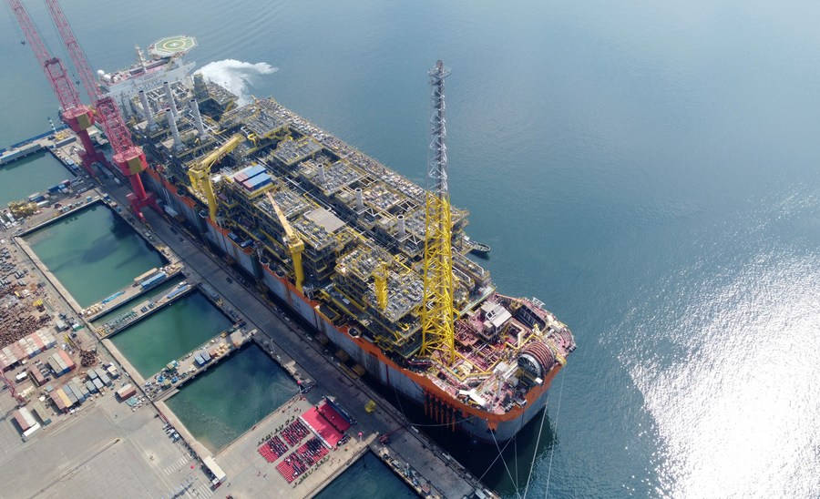 Navio montado na China é enviado ao Brasil