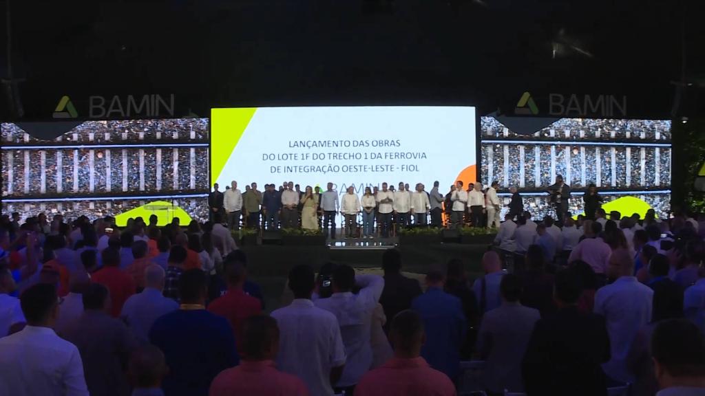 Brasil inaugura primeira fase de ferrovia com participação de empresa chinesa