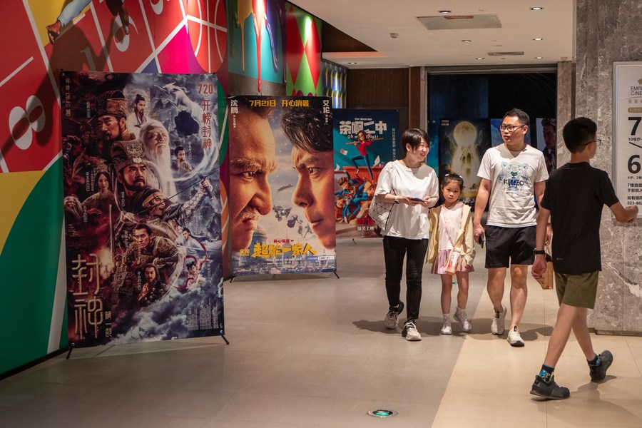 Filmes chineses batem recorde na temporada de verão