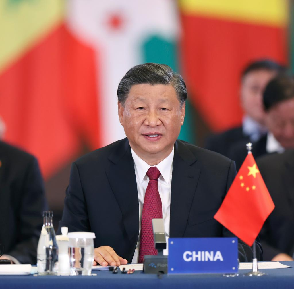 Xi pede que China e África deem as mãos pela modernização