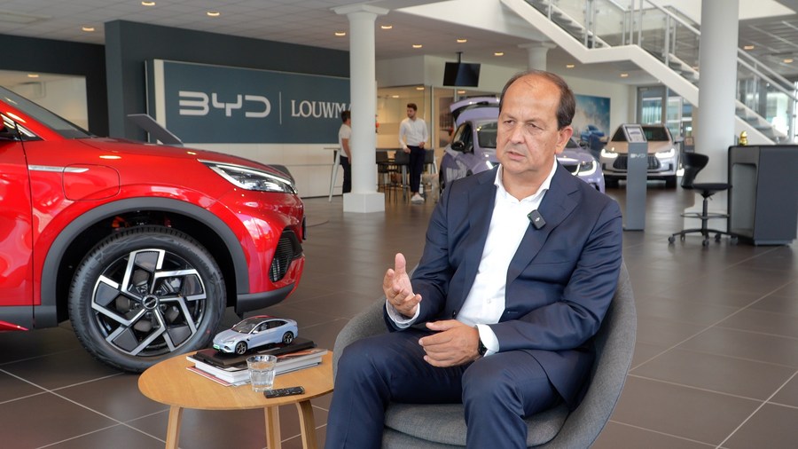 Veículos elétricos chineses ganham prestígio na Europa