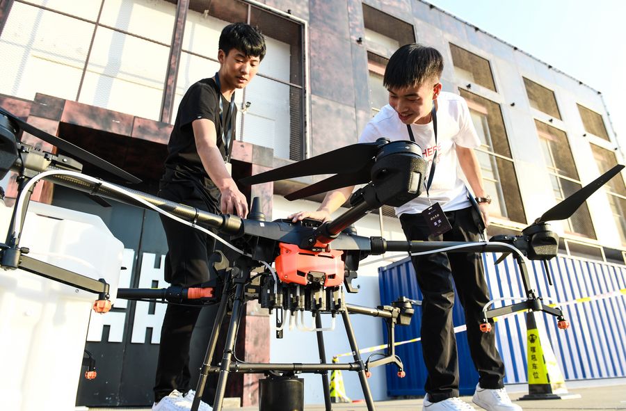 Brasil aprova novos drones chineses para uso agrícola