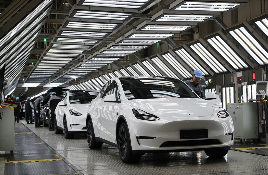 Megafábrica da Tesla em Shanghai exporta volume recorde com novo Modelo
