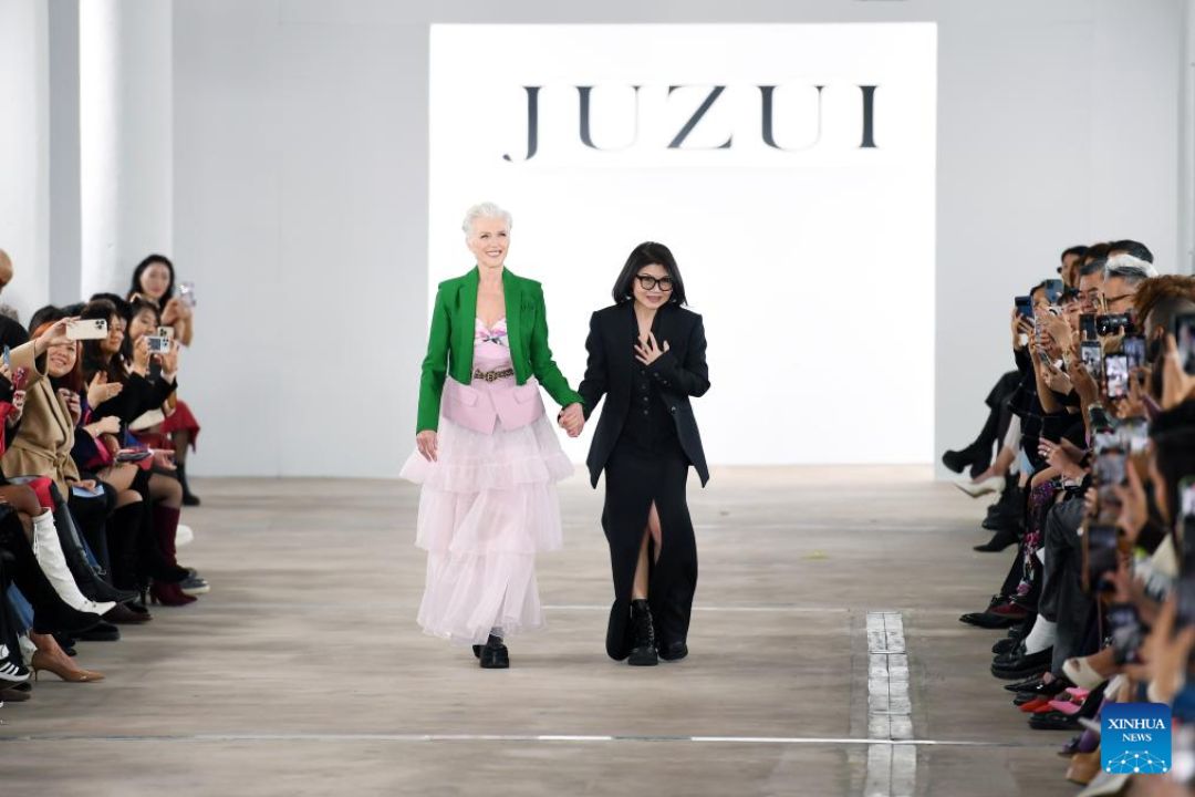 Marca chinesa Juzui apresenta nova coleção na Semana de Nova em Nova York