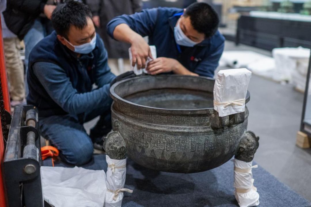 Relíquias da Idade do Bronze da China são levadas para exposição nos EUA