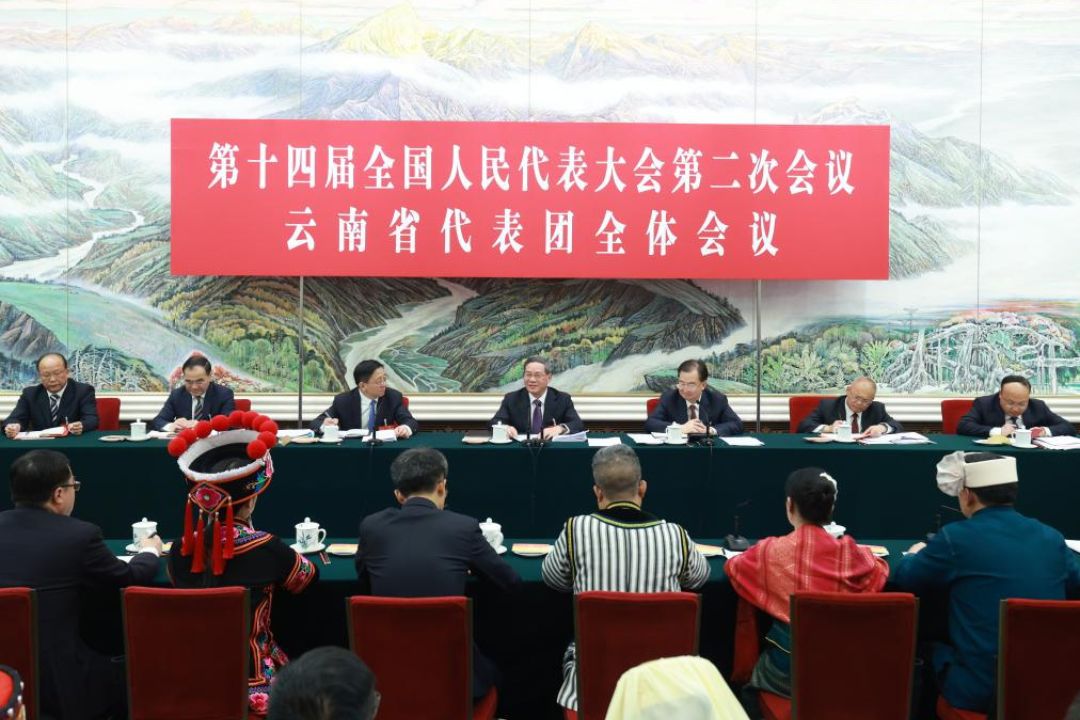 Líderes chineses participam de deliberações na sessão legislativa anual