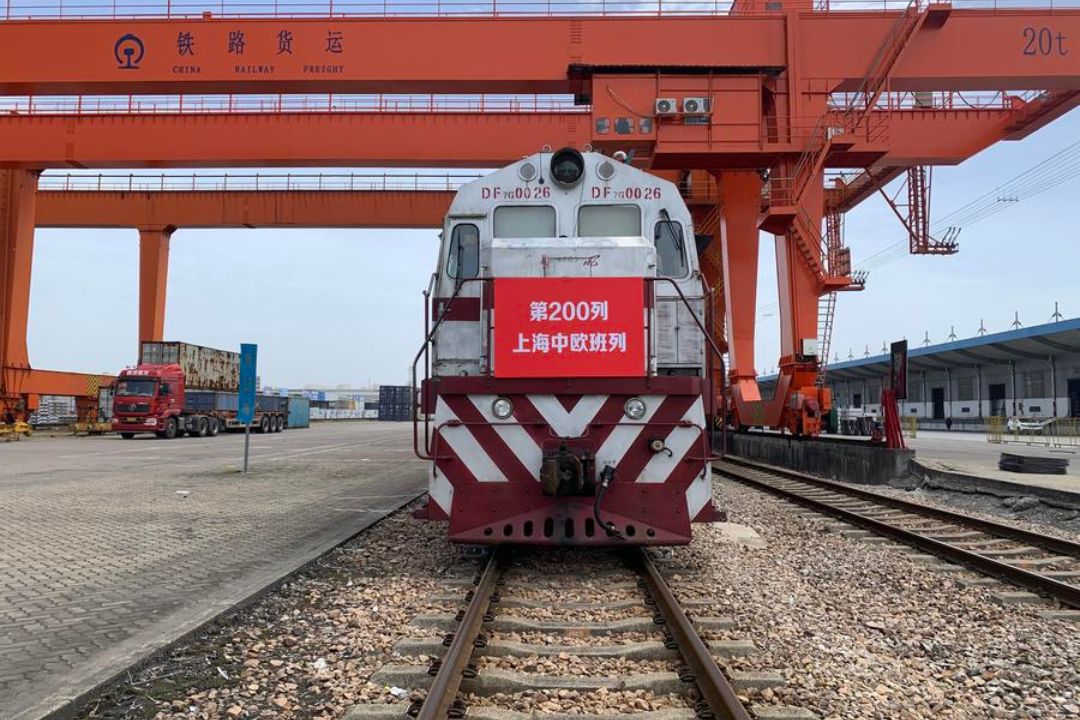 Serviços de trem de carga China-Europa registram expansão em 2024