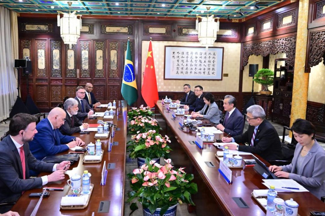 Conheça os entendimento entre China e Brasil sobre a crise na Ucrânia