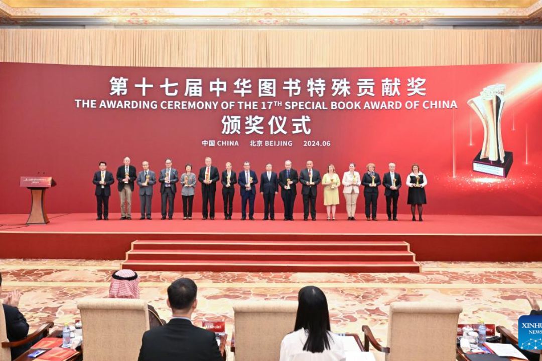 Estrangeiros são premiados por contar histórias da China a nível global