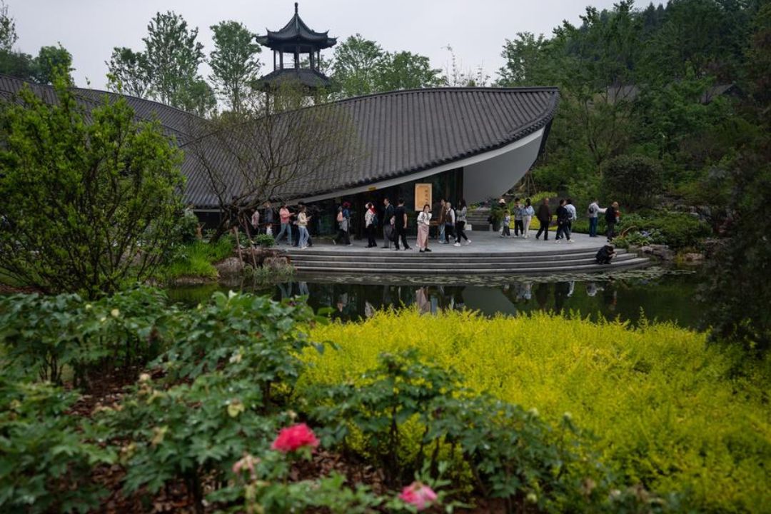 Novo voo de passageiros liga Chengdu, na China, e Milão, na Itália