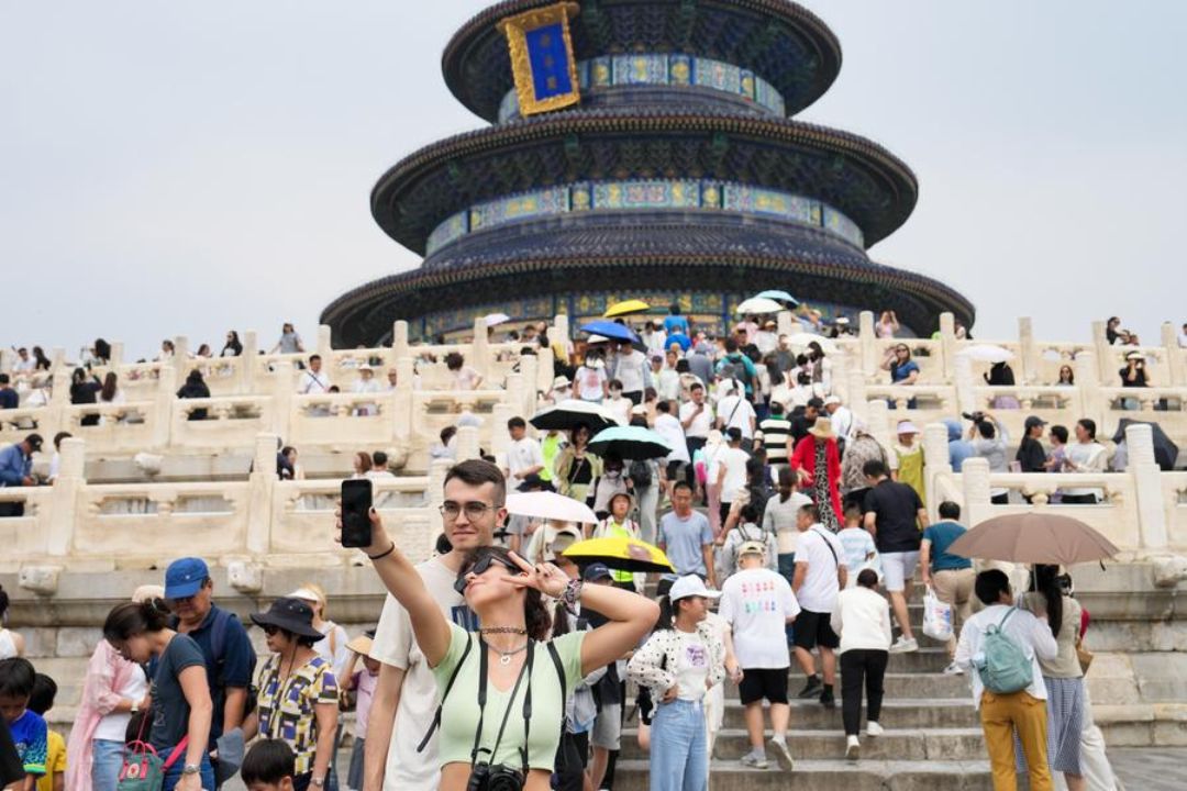 China dá boas-vindas a mais turistas estrangeiros, diz porta-voz