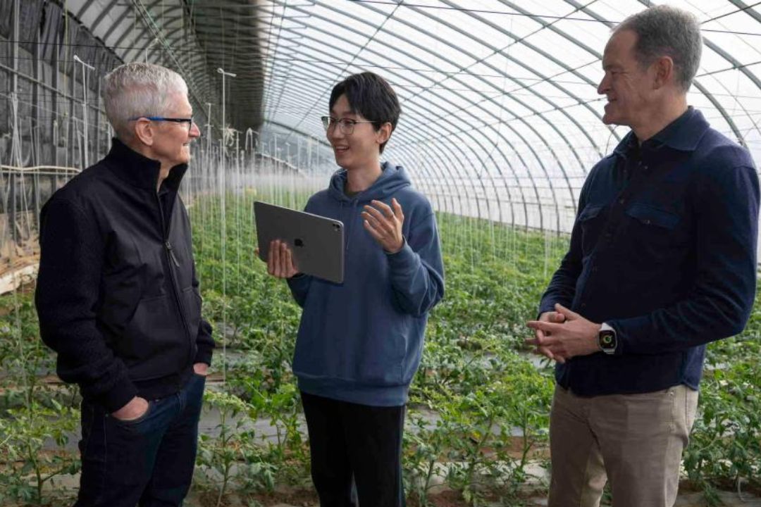 CEO da Apple promete aumentar investimento na China