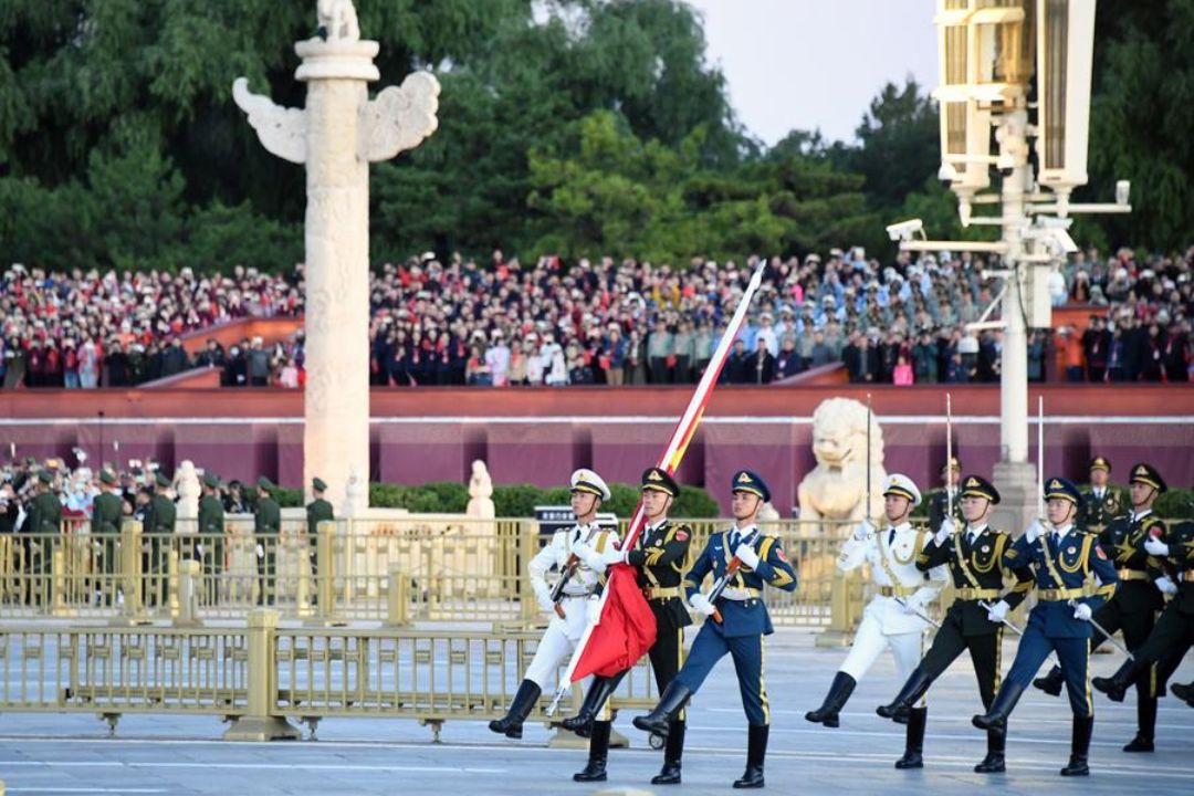 China marca o Dia Nacional com alegria e otimismo