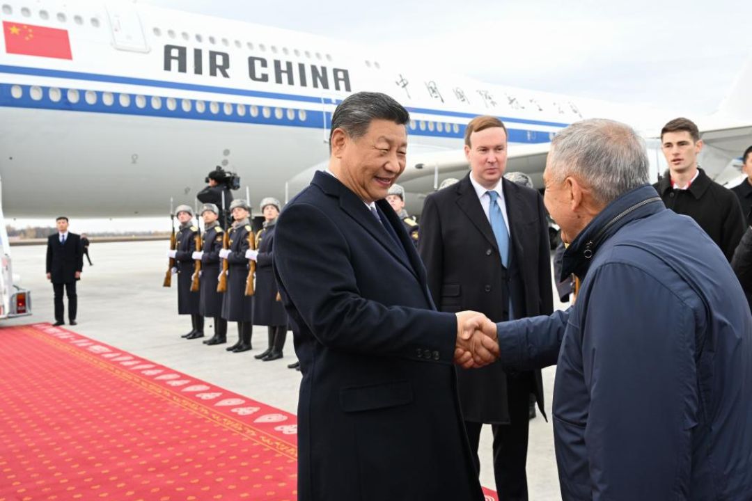 Xi defende desenvolvimento de alta qualidade e maior cooperação do BRICS