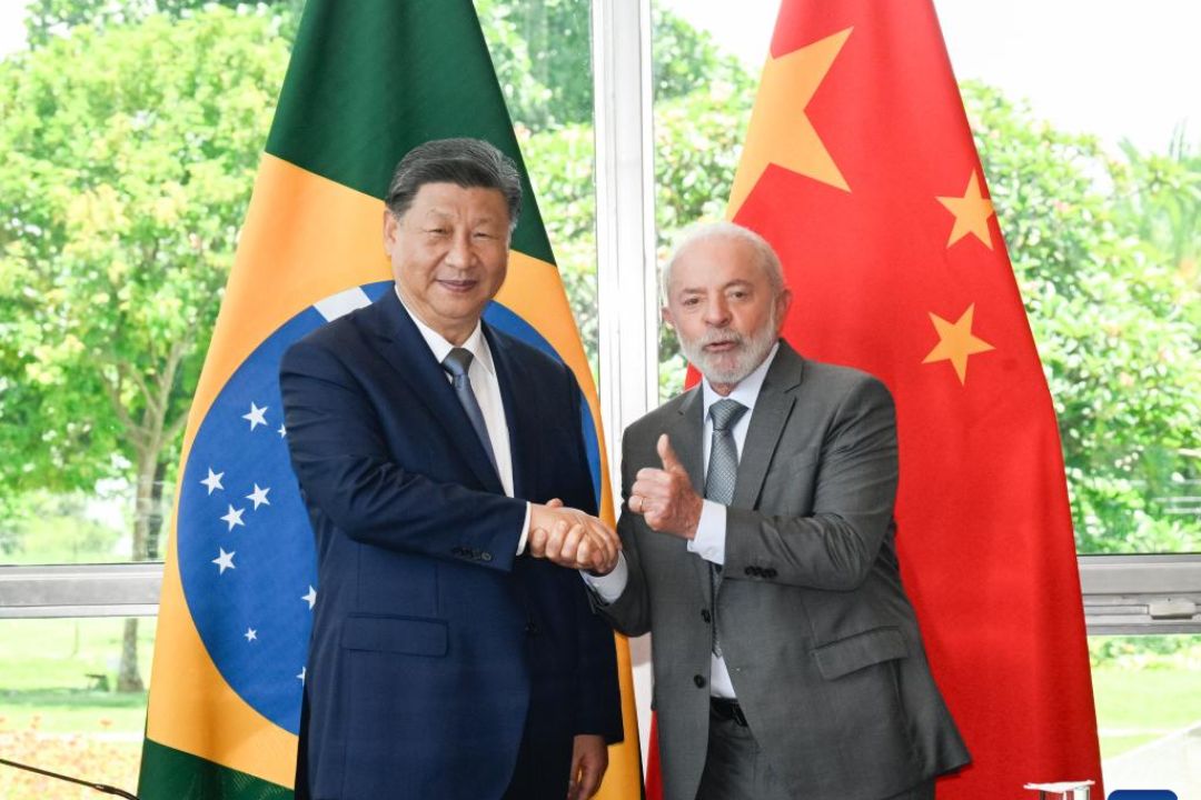 China reafirma compromisso com o Brasil em meio a tensões comerciais com os EUA