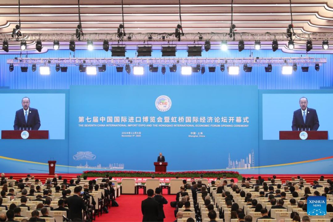 Xangai abre a 7ª Exposição Internacional de Importação da China
