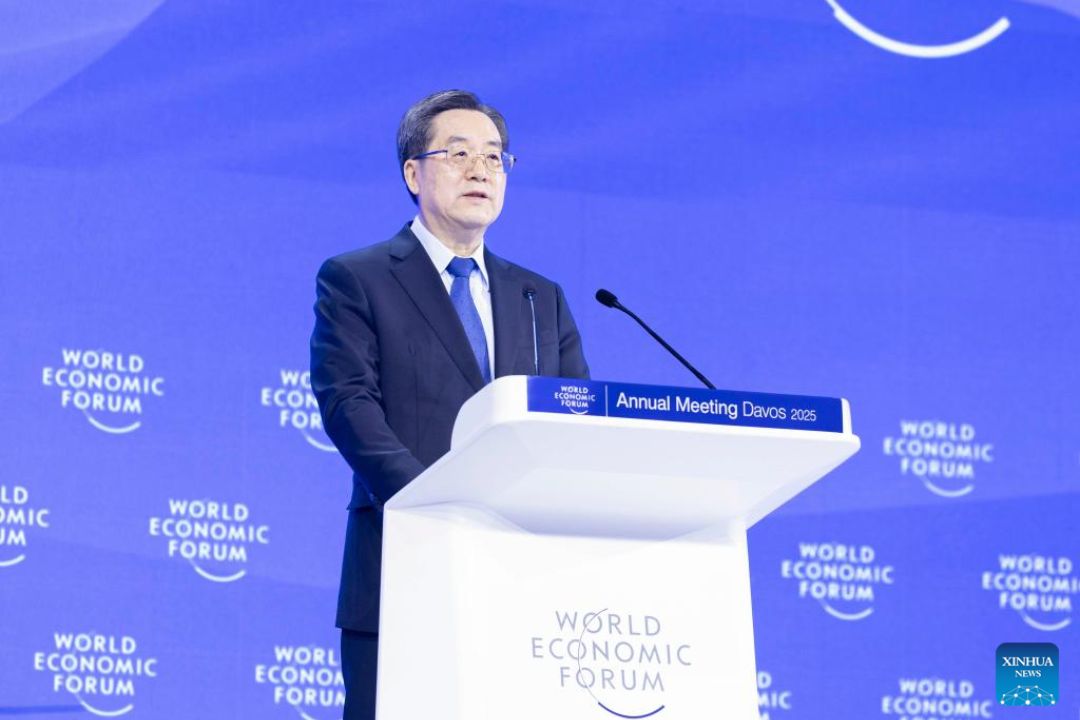 Vice-primeiro-ministro chinês pede união global no Fórum Econômico Mundial em Davos