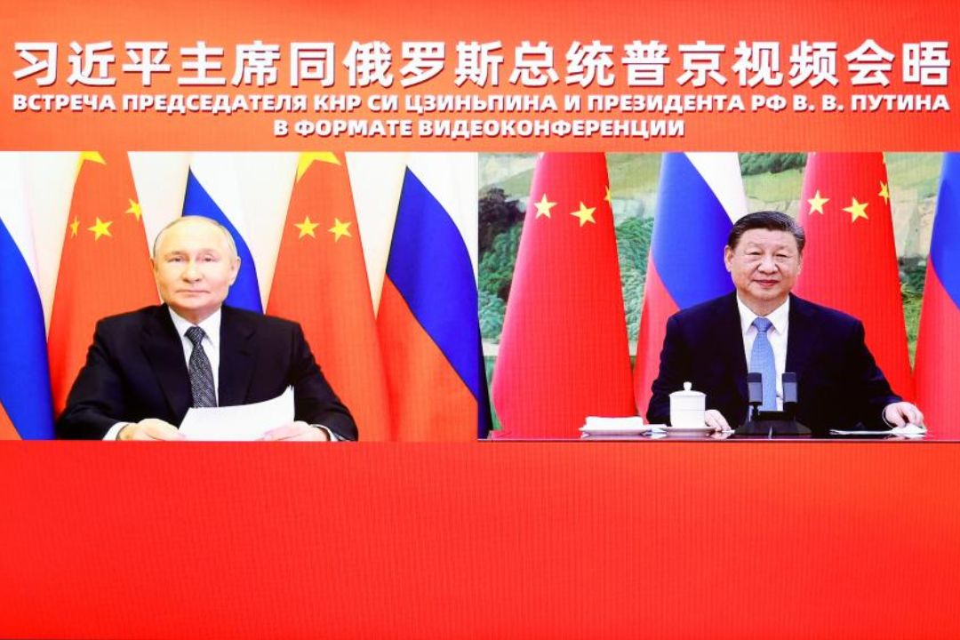 Xi Jinping destaca fortalecimento das relações entre China e Rússia em reunião com Putin