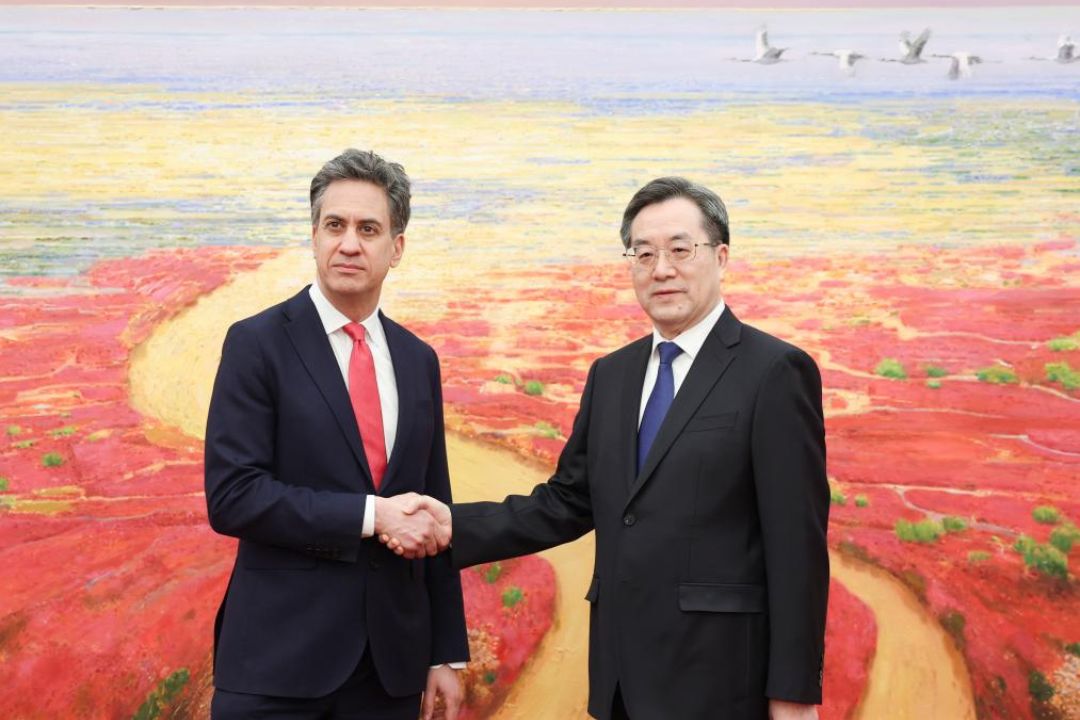 China e Reino Unido reforçam cooperação contra mudanças climáticas