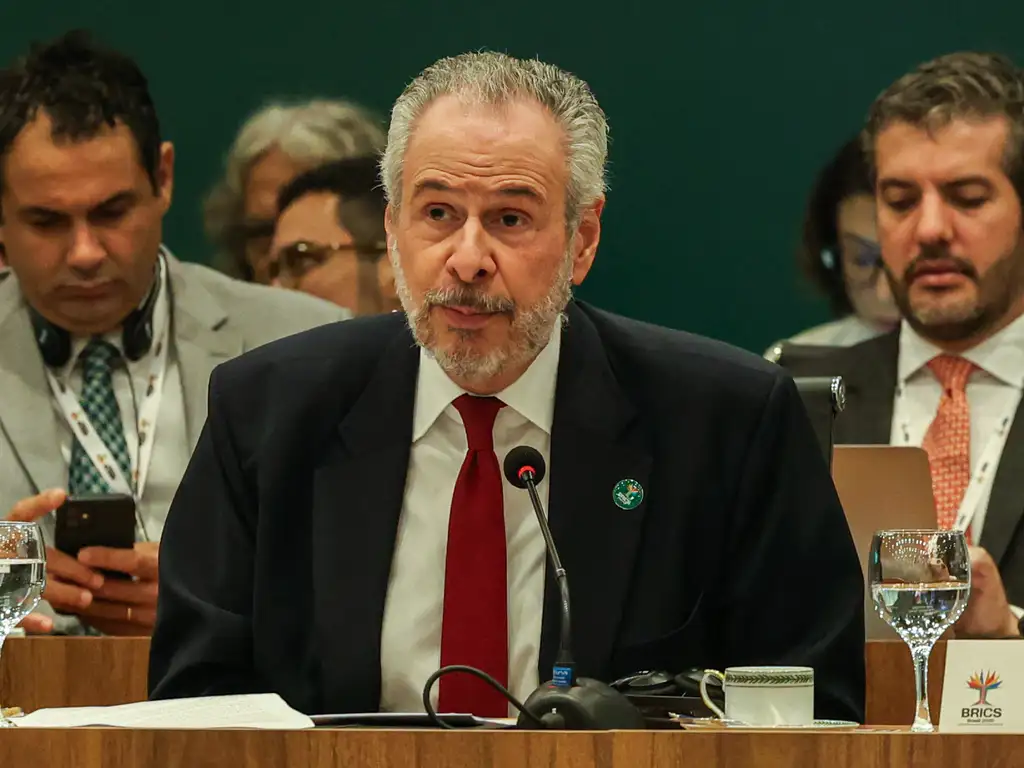 China e Brasil reforçam parceria para o sucesso da COP30 em Belém