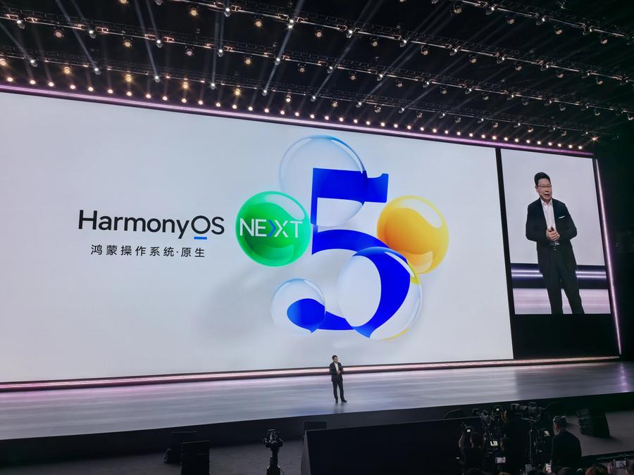 Huawei registra salto na receita e lucros em 2024