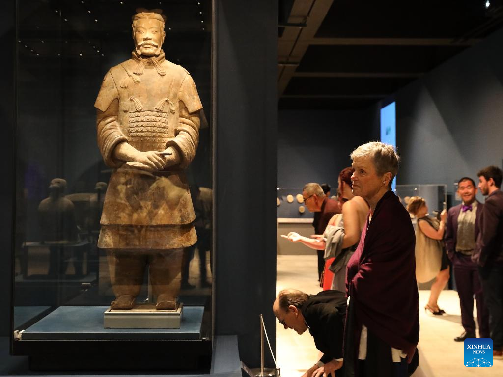 Guerreiros de Terracota retornam à Califórnia com novas descobertas e tecnologia imersiva